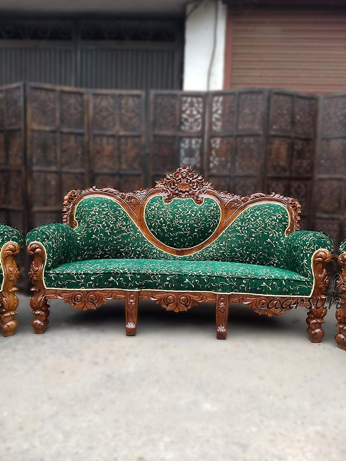 AARSUN TEAK WOOD 3+1+1 LIVING ROOM MAHARAJA SOFA SET WITH CENTER TABLE